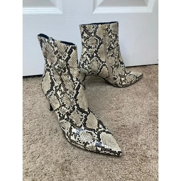 Jeffrey Campbell Khalees snake print booties sz 8 - Picture 3 of 12